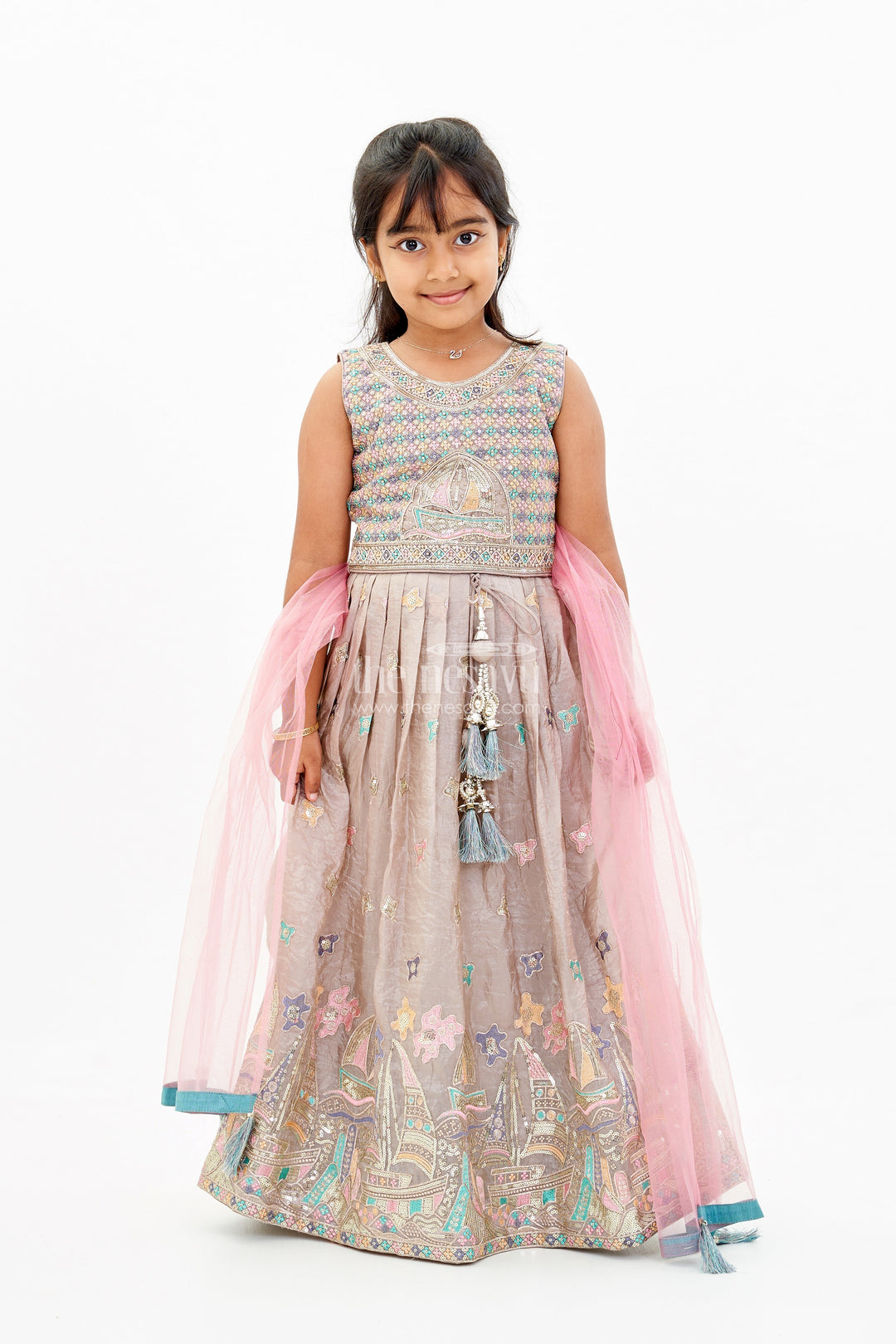 The Nesavu Girls Lehenga Choli Exquisite Sleeveless Lehenga Choli for Girls with Embroidered Shimmer Silk and Matching Dupatta Nesavu Exquisite Sleeveless Lehenga Choli Girls Embroidered Shimmer Silk Matching Dupatta | The Nesavu