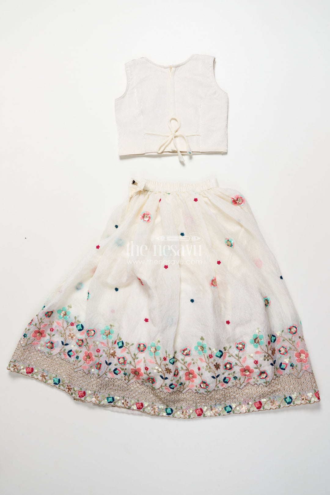 The Nesavu Girls Lehenga Choli Floral Embroidered Lehenga Choli Set for Girls in Designer Georgette Nesavu Nesavu designer lehenga choli set girls floral embroidery  perfect weddings parties