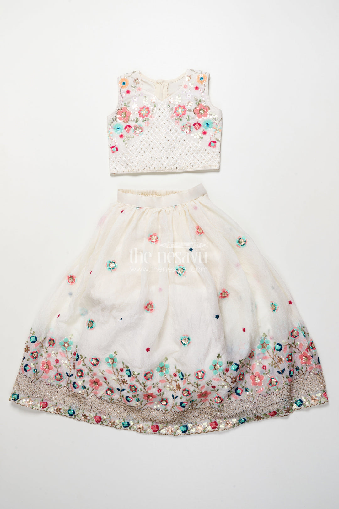 The Nesavu Girls Lehenga Choli Floral Embroidered Lehenga Choli Set for Girls in Designer Georgette Nesavu Nesavu designer lehenga choli set girls floral embroidery  perfect weddings parties