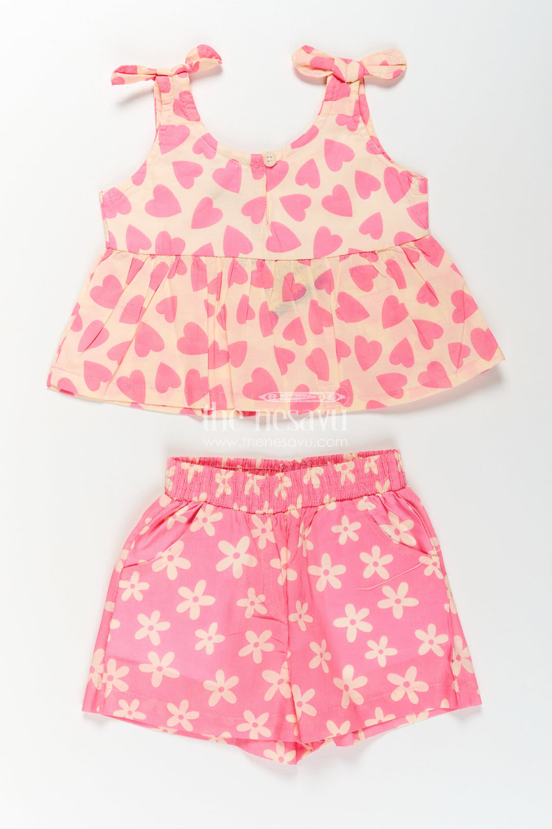 The Nesavu Baby Casual Sets Girls Baby Girl Dresses in Pink Cotton with Heart Print Top and Flower Print Shorts Two-Piece Set Nesavu 12 (3M) / Pink BFJ795B-12 Baby Girl Dresses Cotton Set Pink Heart Print Top Floral Shorts Cute Casual Wear | The Nesavu