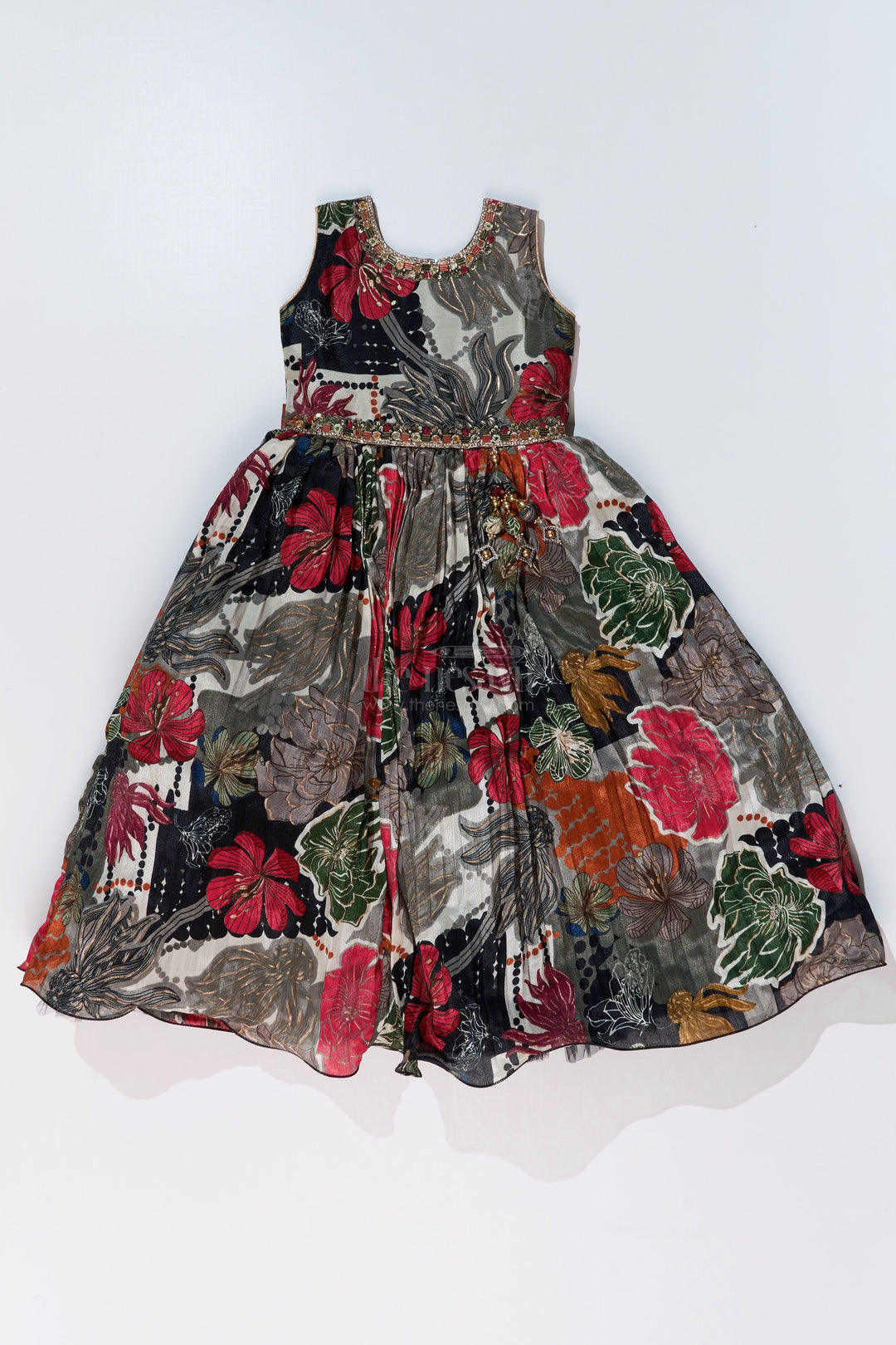 The Nesavu Girls Silk Gown Girls Black Sequin Evening Gown with Digital Floral Print and Embroidered Waist Belt Nesavu Girls Black Sequin Evening Gown Floral Digital Print Embellished Waist Belt | The Nesavu