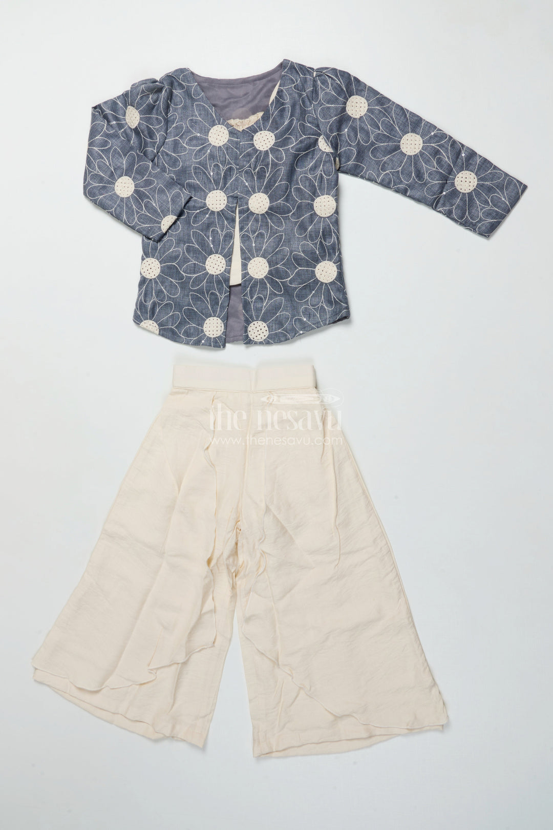 The Nesavu Girls Casual Set Girls Casual Co-Ord Set for Outings and Playdates Nesavu 24 (5Y) / Gray GPS897A-24 Nesavu girls cotton co-ord set embroidered shrug casual outings playdates