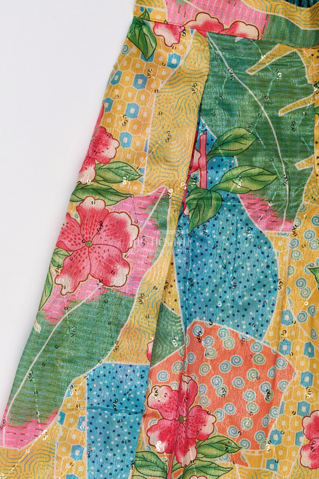 The Nesavu Girls Sharara / Plazo Set Girls Choli Plazo Suit with Floral Digital Print and Embellished Blouse for a Festive Look Nesavu Girls Choli Plazo Suit Floral Digital Print Embroidered Blouse | The Nesavu