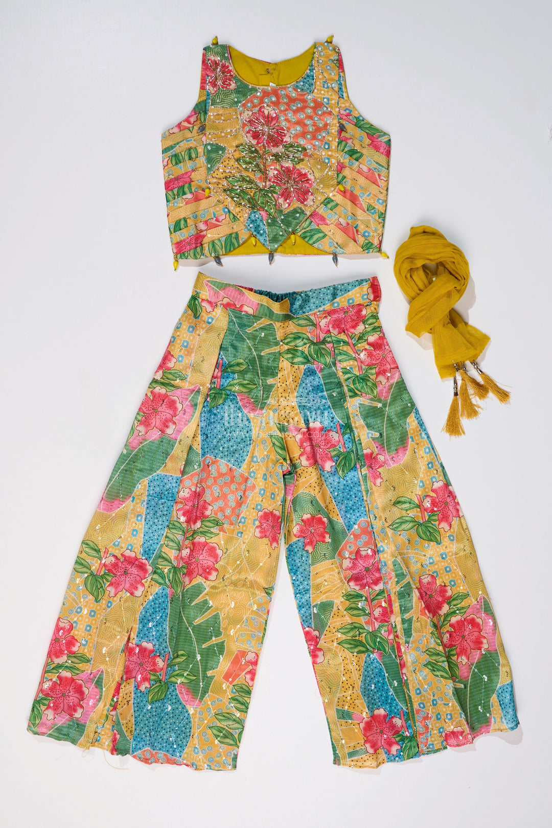 The Nesavu Girls Sharara / Plazo Set Girls Choli Plazo Suit with Floral Digital Print and Embellished Blouse for a Festive Look Nesavu Girls Choli Plazo Suit Floral Digital Print Embroidered Blouse | The Nesavu