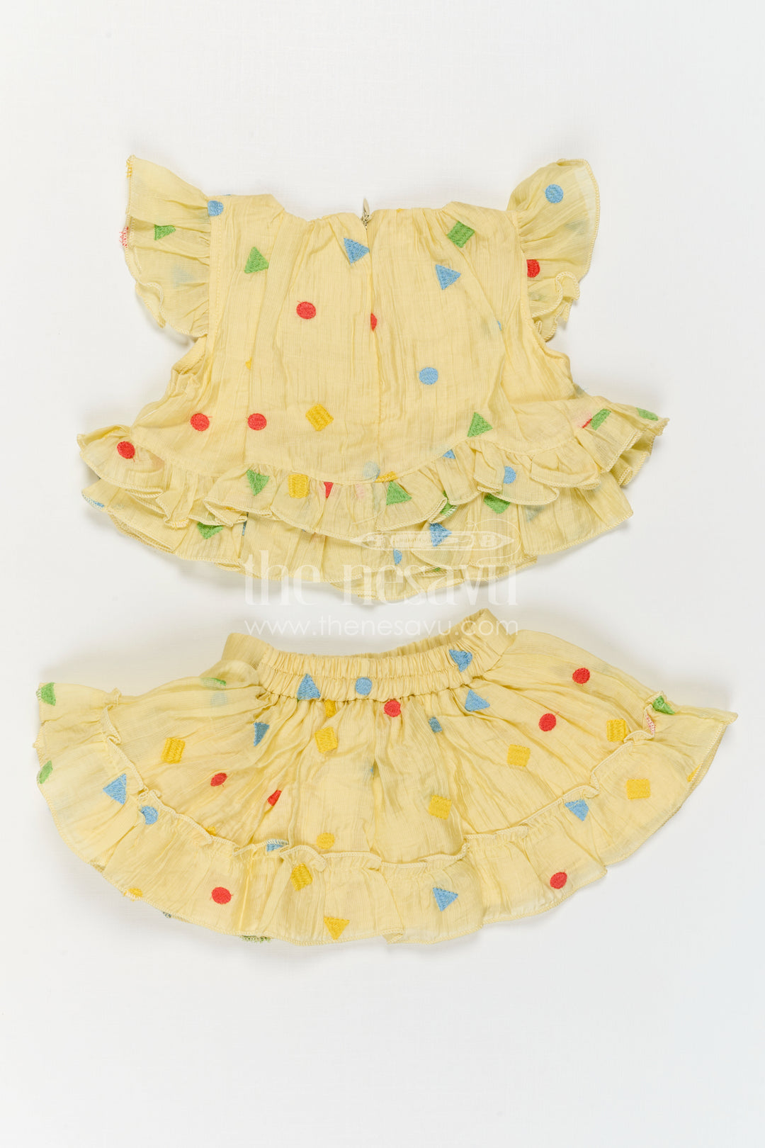 The Nesavu Baby Cotton Frocks Girls Co Ord Set Dress for Casual Outings and Playtime Nesavu Nesavu Baby Girl Cotton Frock For Casual Wear With Thread Embroidery Sleeveless Playful Design