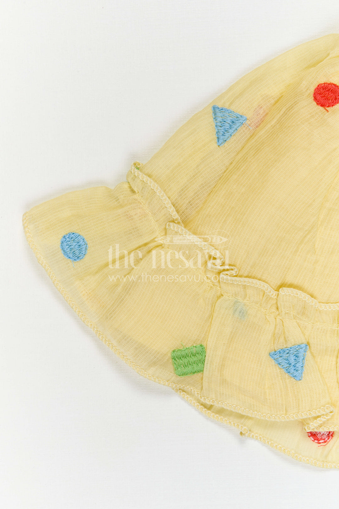 The Nesavu Baby Cotton Frocks Girls Co Ord Set Dress for Casual Outings and Playtime Nesavu Nesavu Baby Girl Cotton Frock For Casual Wear With Thread Embroidery Sleeveless Playful Design
