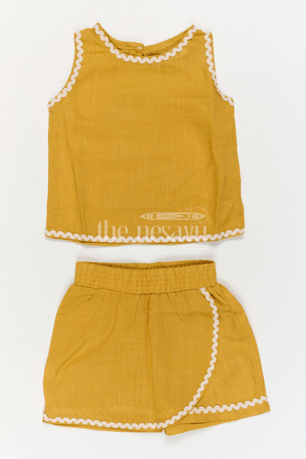 The Nesavu Girls Co-Ord Sets Girls Co Ord Set for Daily Wear and Casual Outs Nesavu Nesavu Girls Cotton Co Ord Set For Daily Wear Sleeveless Casual Outfit For Kids