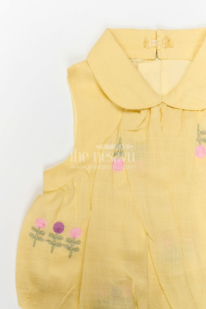The Nesavu Girls Co-Ord Sets Girls Co Ord Set for Daily Wear and Playfultime Nesavu Nesavu Girls Co Ord Set For Daily Wear Blend Cotton With Thread Embroidery Comfortable Outfit