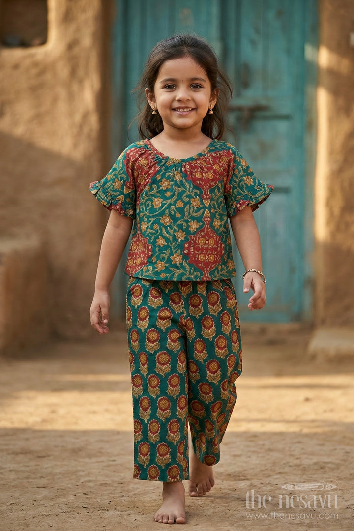 The Nesavu Girls Co-Ord Sets Girls Comfortable Cotton Matching Set for Daily Wear Nesavu 16 (1Y) / Green / Cotton GCS010C-16 Nesavu Girls Comfortable Cotton Co Ord Set With Digital Print For Daily Wear