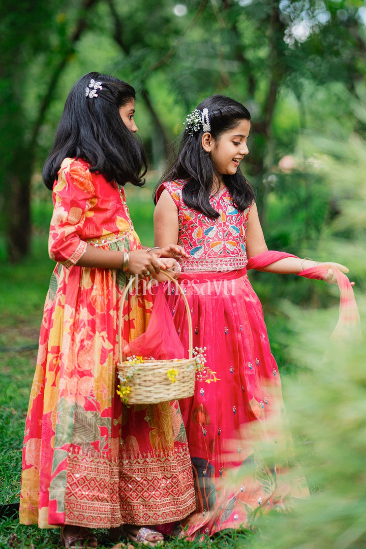 The Nesavu Girls Lehenga Choli Girls Coral Embroidered Lehenga Choli Set with Leaf Motif and Pleated Skirt Nesavu Nesavu Coral Girls Lehenga Choli Set Embroidered Bodice Pleated Skirt Weddings