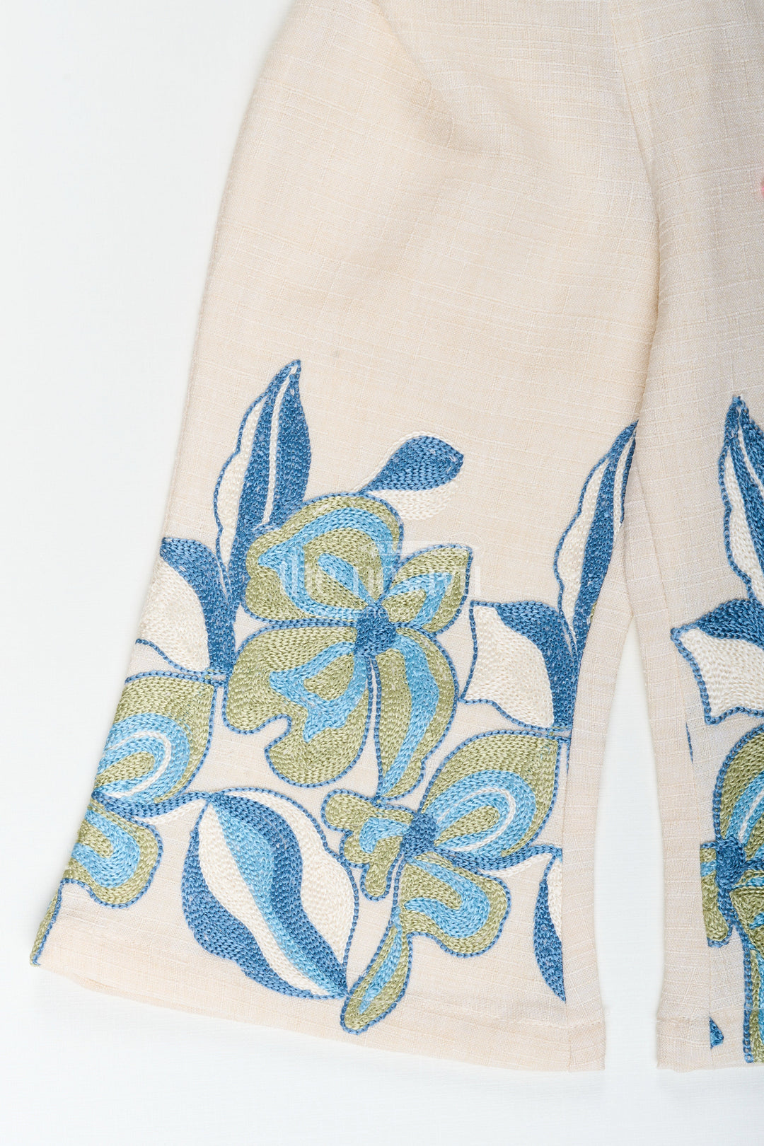 The Nesavu Girls Casual Set Girls cotton casual set with floral thread embroidery and pant breezy everyday wear Nesavu Girls embroidered cotton casual set pant  Nesavu breezy everyday wear