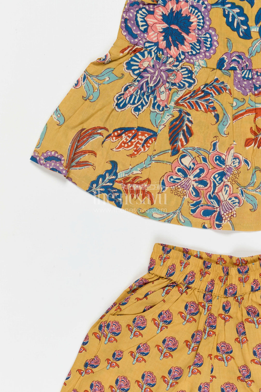 The Nesavu Girls Co-Ord Sets Girls Cotton Co Ord Set for Summer Outings and Casual Wear Nesavu Nesavu Girls Cotton Co Ord Set With Digital Print For Summer Outings And Casual Wear