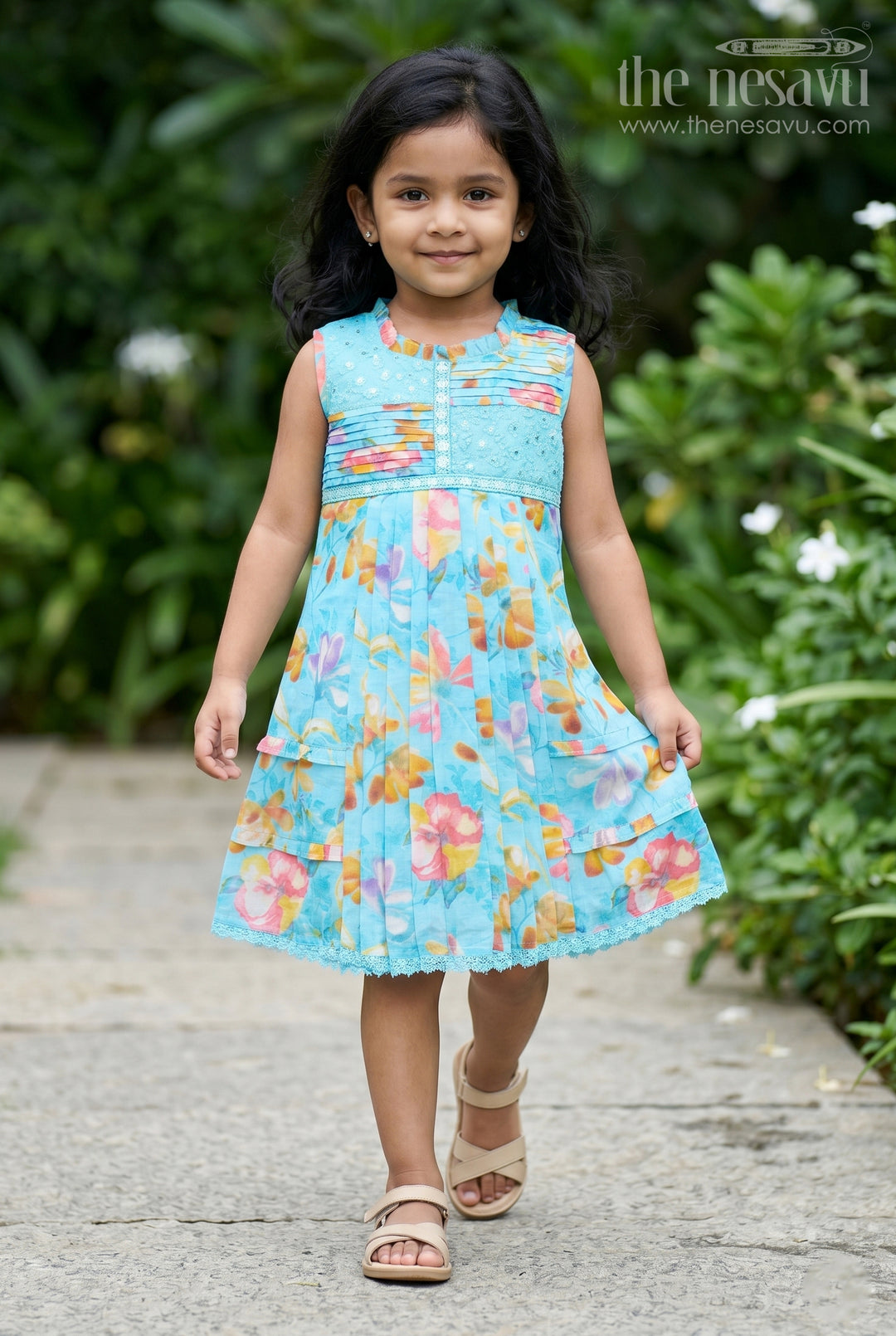 The Nesavu Girls Cotton Frock Girls Cotton Frock for Daily Wear and Park Visit Nesavu 22 (4Y) / Blue / Cotton GFC2248A-22 Nesavu Girls Cotton Frock With Digital Print For Daily Wear Sleeveless Casual Outfit For Kids