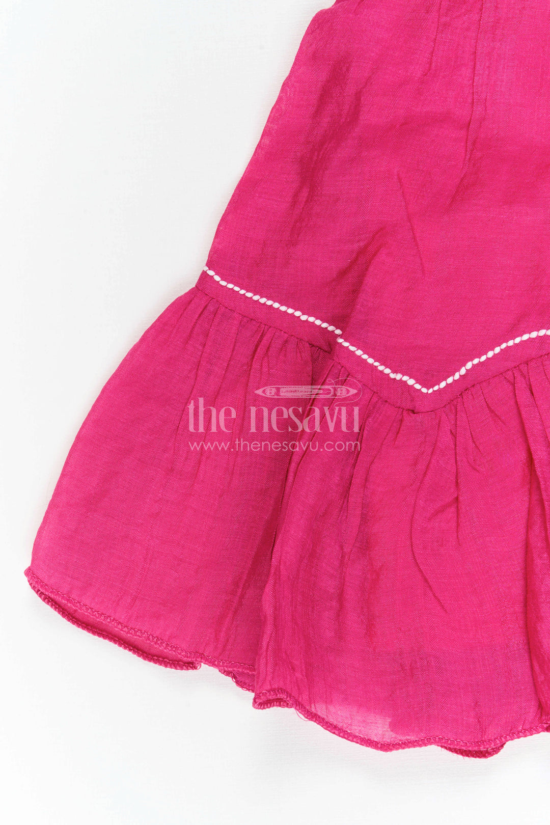 The Nesavu Girls Cotton Frock Girls Cotton Frock for Daily Wear and Playfull Dates Nesavu Nesavu Girls Cotton Frock For Daily Wear Sleeveless Blend Cotton Casual Outfit For Kids