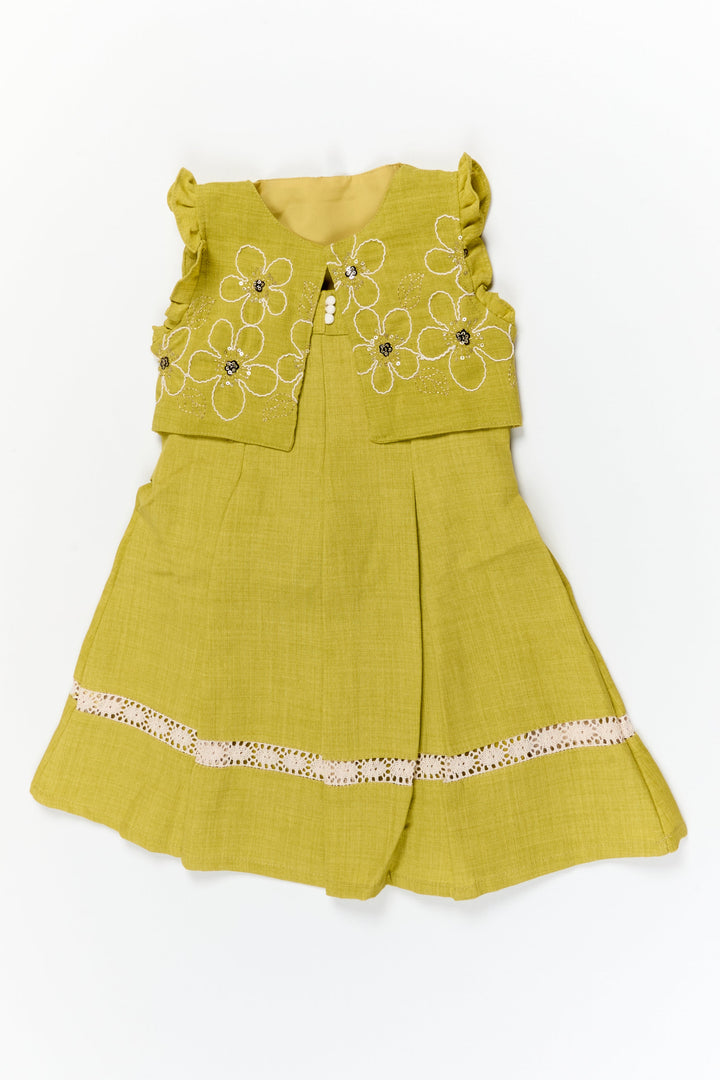 The Nesavu Girls Cotton Frock Girls Cotton Frock with Shrug for Festive Functions and School Celebrations Nesavu 20 (3Y) / Green / Cotton GFC2105A-20 Nesavu girls cotton blend frock with embroidered shrug for festive wear and school ethnic events