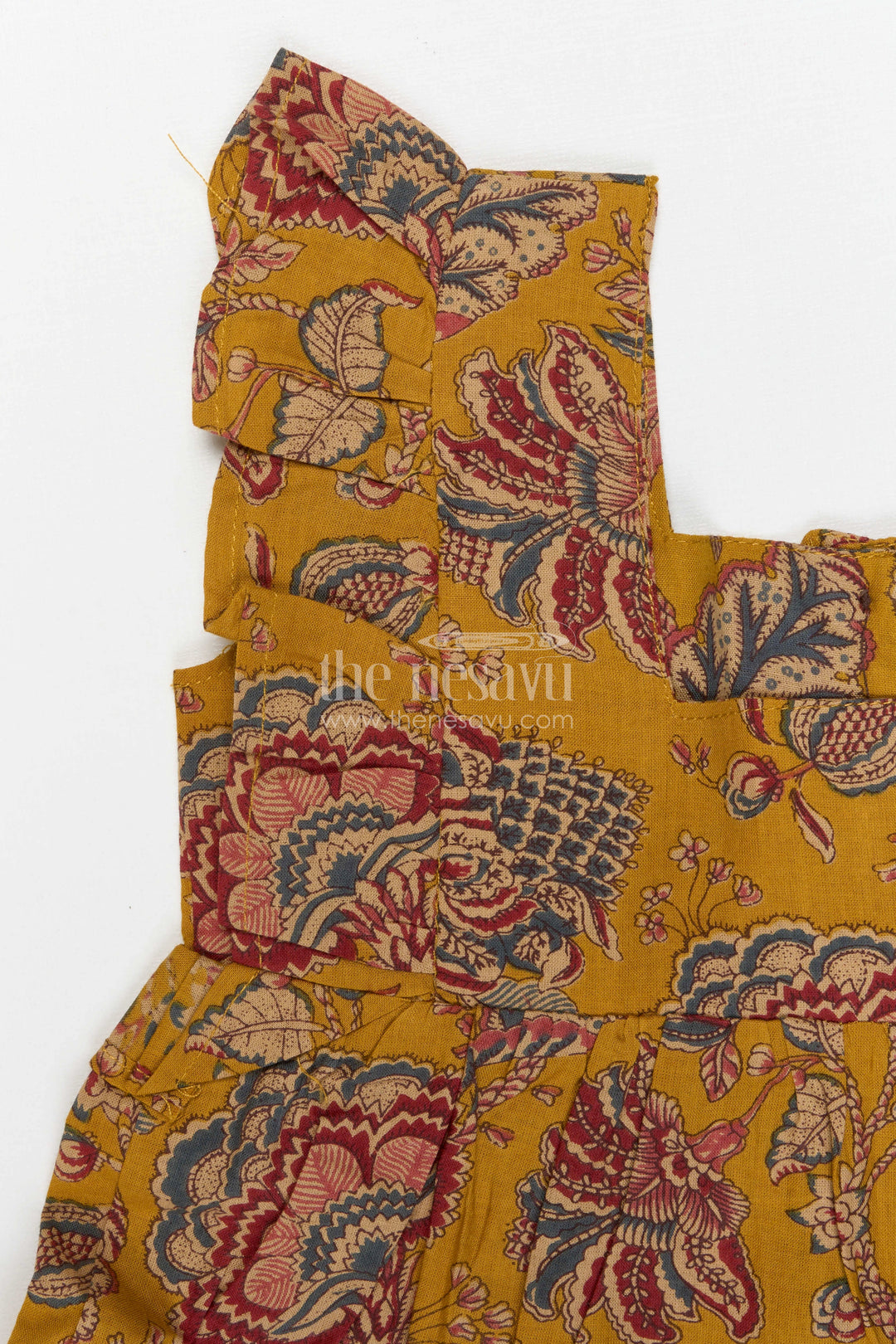 The Nesavu Girls Co-Ord Sets Girls Cotton Vacation Outfit with Matching Pant Set Nesavu Nesavu Girls Cotton Vacation Co Ord Set With Matching Pants For Travel Wear