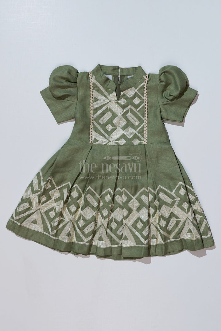 The Nesavu Girls Cotton Frock Girls Dark Green Holiday Dress with Elegant Embroidery and Puff Sleeves Nesavu 20 (3Y) / Green GFC1624A-20 Nesavu Girls Dark Green Holiday Dress Embroidery Puff Sleeves Festive Wear