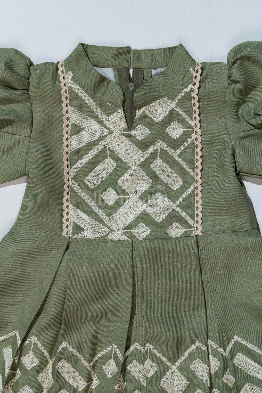 The Nesavu Girls Cotton Frock Girls Dark Green Holiday Dress with Elegant Embroidery and Puff Sleeves Nesavu Girls Dark Green Holiday Dress Embroidery Puff Sleeves Festive Wear | The Nesavu