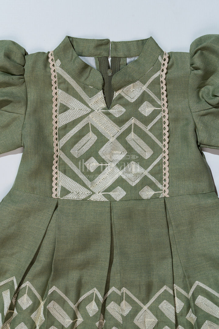 The Nesavu Girls Cotton Frock Girls Dark Green Holiday Dress with Elegant Embroidery and Puff Sleeves Nesavu Girls Dark Green Holiday Dress Embroidery Puff Sleeves Festive Wear | The Nesavu