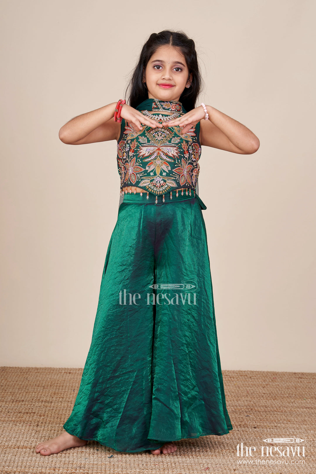 The Nesavu Girls Sharara / Plazo Set Girls Embroidered Sharara Kurti Set for Festive Celebrations Nesavu 24 (5Y) / Green GPS802B-24 Nesavu girls embroidered sharara kurti set organza weddings festive wear