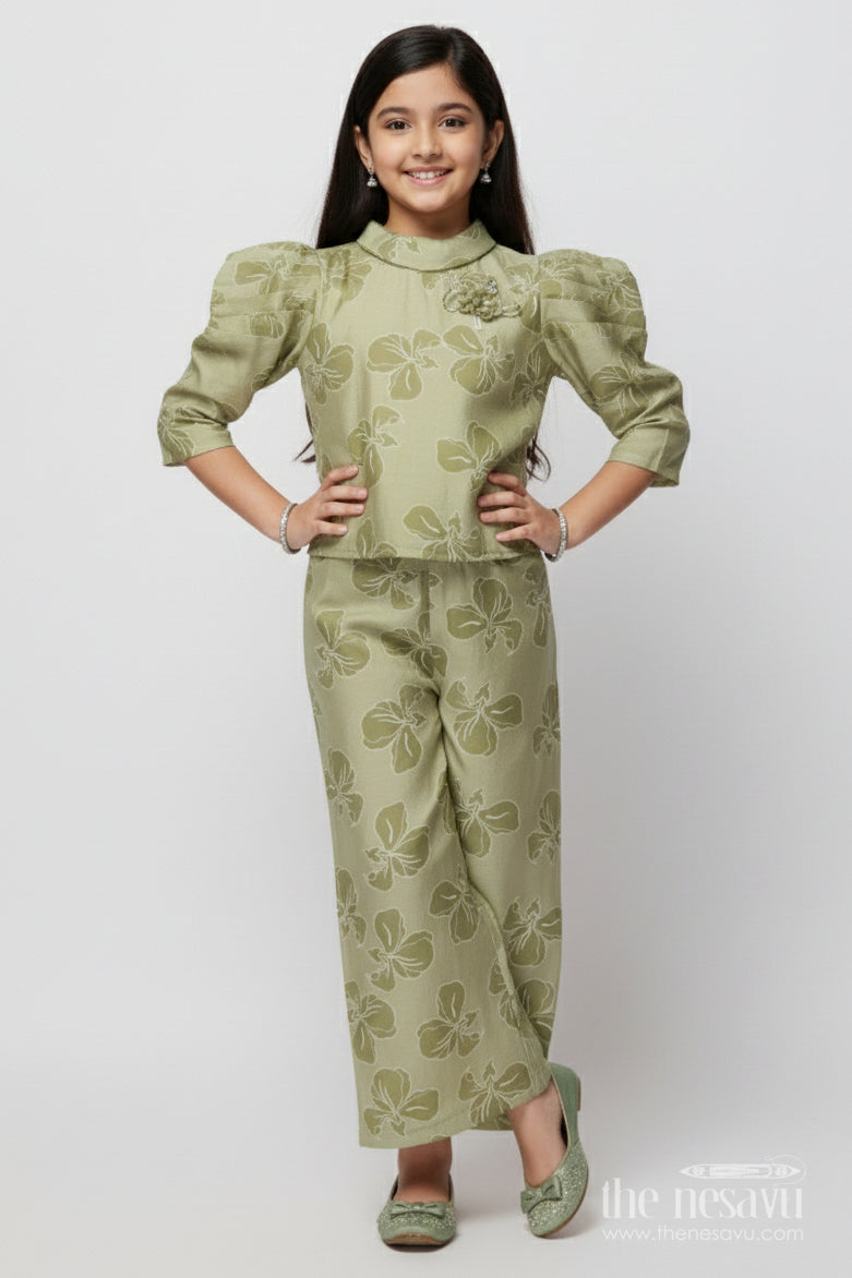 The Nesavu Girls Co-Ord Sets Girls Floral Co-Ord Outfit for Celebrations and Casual Outings Nesavu 22 (4Y) / Green GPS907B-22 Nesavu girls digital floral co-ord set puff sleeves festive pants family occasions