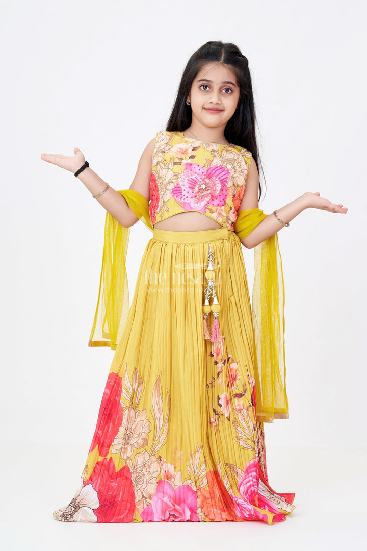 The Nesavu Girls Lehenga Choli Girls Floral Lehenga Set for Wedding with Embroidered Sleeveless Blouse and Dupatta Nesavu 24 (5Y) / Gold GL569A-24 Girls Floral Printed Wedding Lehenga Set Embroidered Blouse Dupatta | The Nesavu