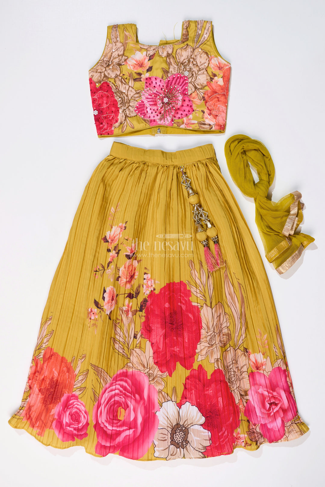 The Nesavu Girls Lehenga Choli Girls Floral Lehenga Set for Wedding with Embroidered Sleeveless Blouse and Dupatta Nesavu Nesavu Girls Floral Printed Wedding Lehenga Set Embroidered Blouse Dupatta