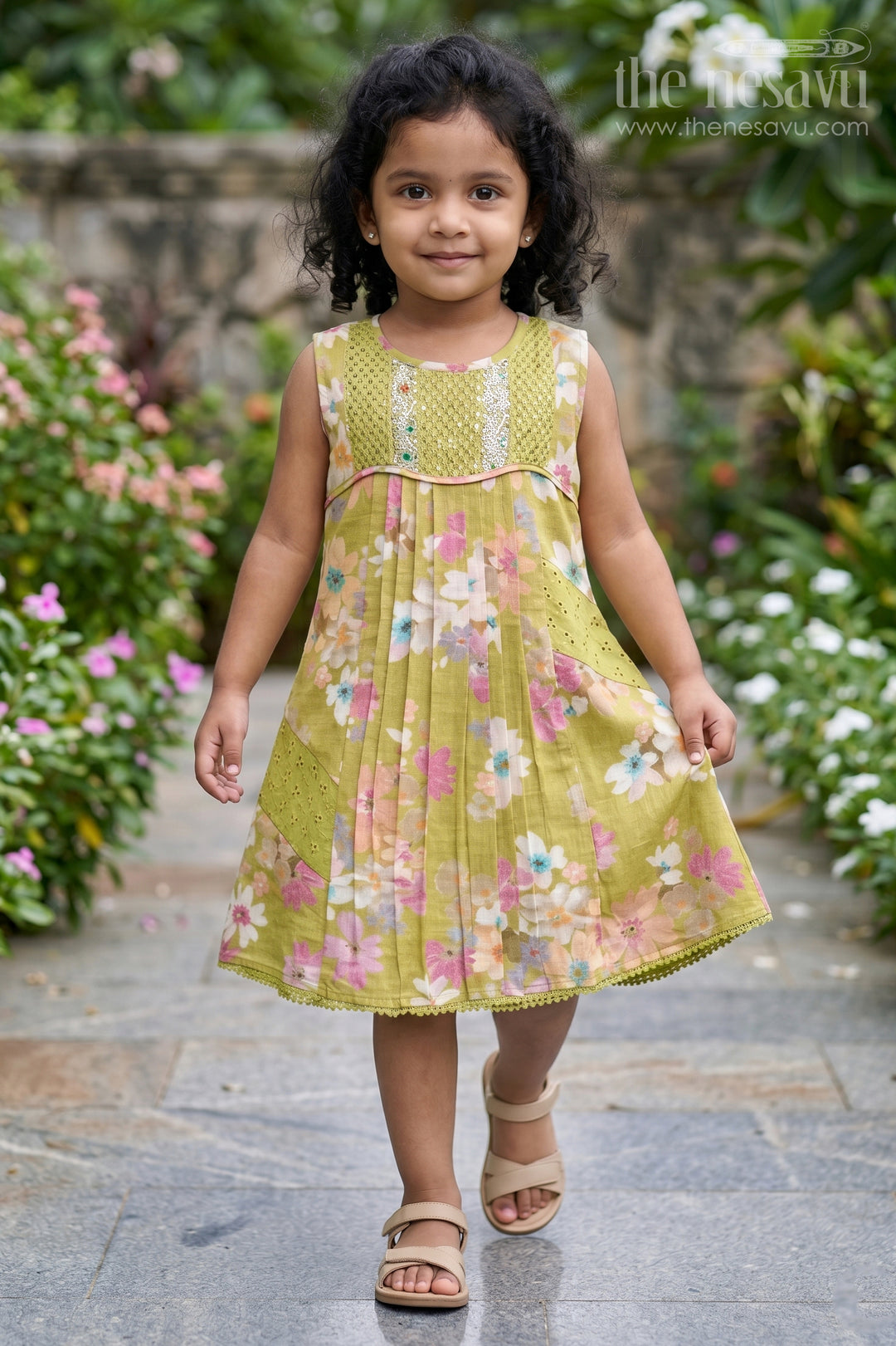 The Nesavu Girls Cotton Frock Girls Frock for Festive Gatherings and Traditional Day Outings Nesavu 22 (4Y) / Green / Cotton GFC2218A-22 Nesavu Girls Cotton Frock For Festive Gatherings And Traditional Outings With Vibrant Digital Print Design