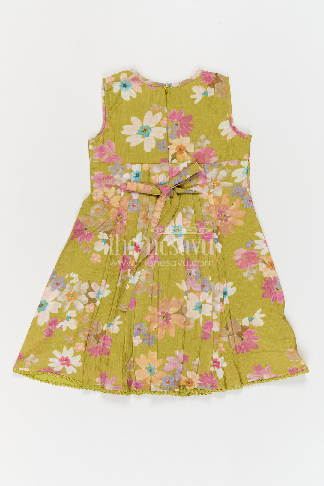 The Nesavu Girls Cotton Frock Girls Frock for Festive Gatherings and Traditional Day Outings Nesavu Nesavu Girls Cotton Frock For Festive Gatherings And Traditional Outings With Vibrant Digital Print Design