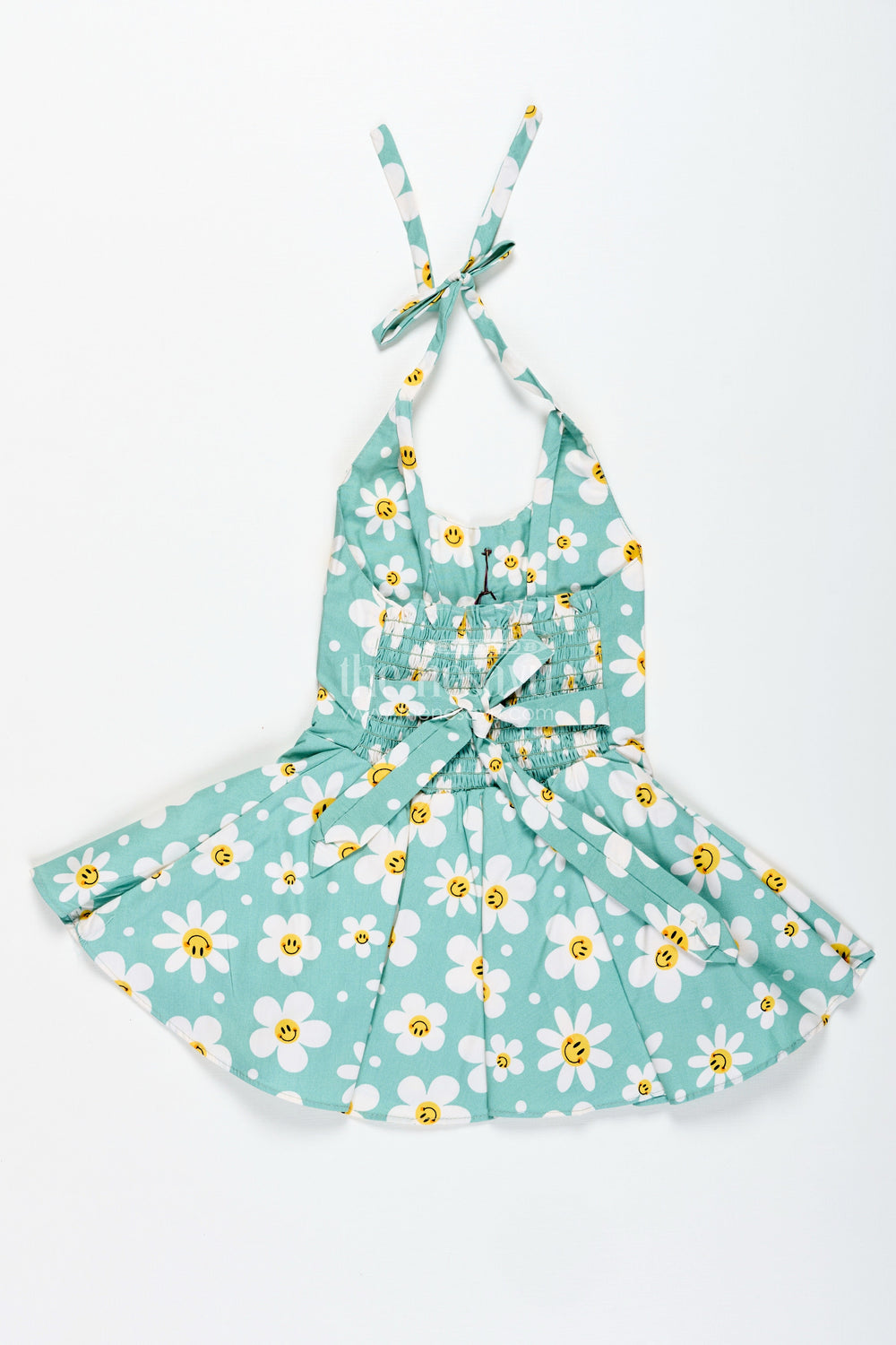 The Nesavu Girls Cotton Frock Girls Green Floral Frock with Smiley Print for Cheerful Summer Twirls Nesavu Nesavu Green Cotton Frock Smiley Floral Print Twirl-Worthy Dress Toddler Girls