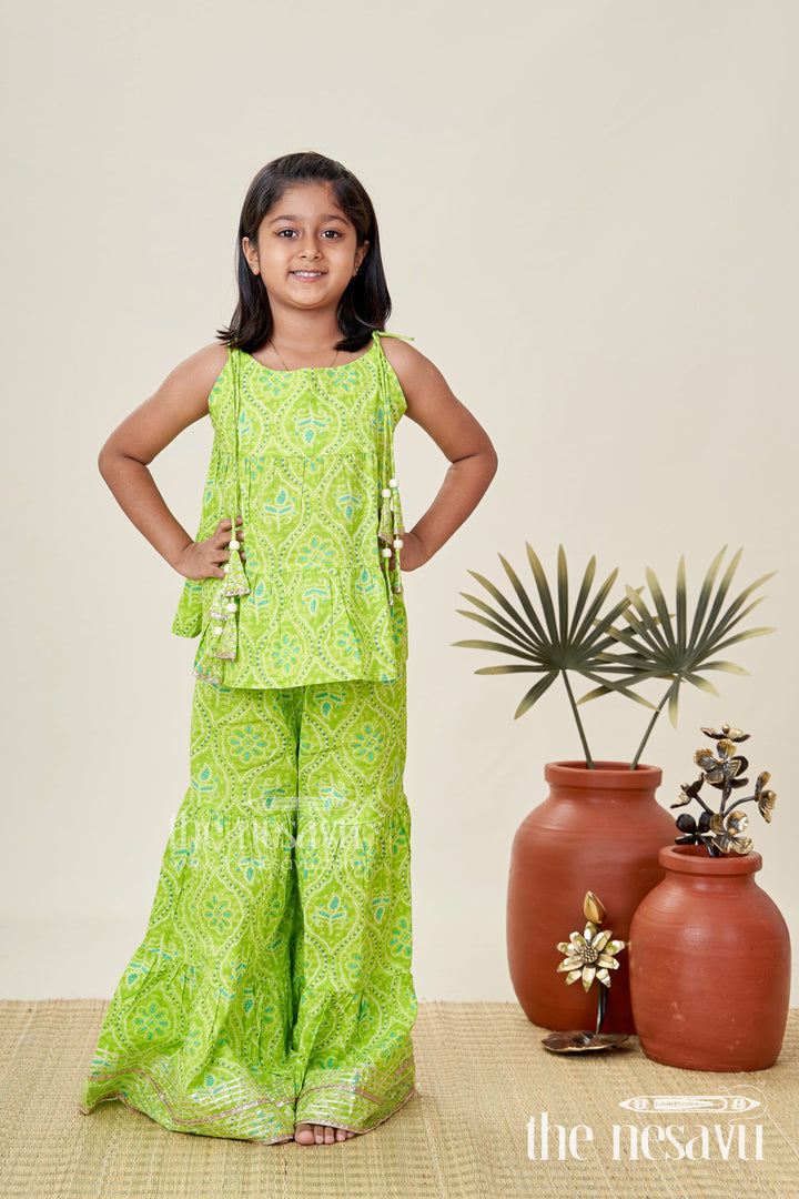 The Nesavu Girls Casual Set Girls Green Halter Top with Ethnic Printed Skirt for Festive Occasions Nesavu Nesavu Green Cotton Ethnic Skirt Set Girls Printed Halter Top Lace Hem