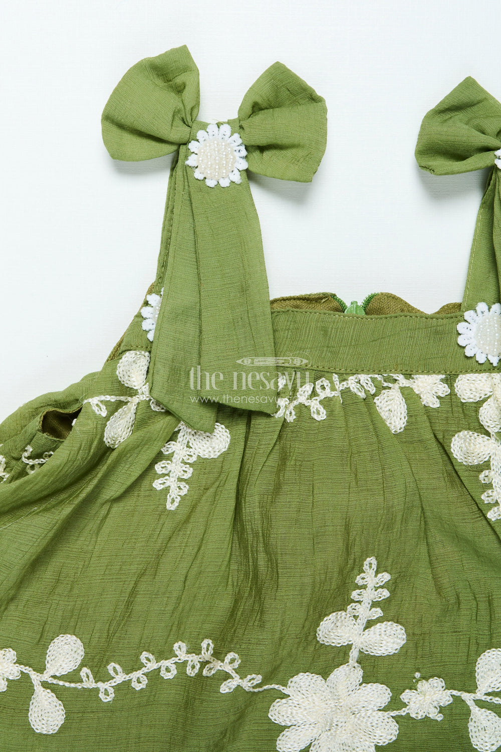 The Nesavu Girls Co-Ord Sets Girls Green Sharara Set In Cotton with Thread Embroidery for Festive Days Nesavu Nesavu girls green cotton sharara set thread embroidery  ideal festive occasions ethnic events