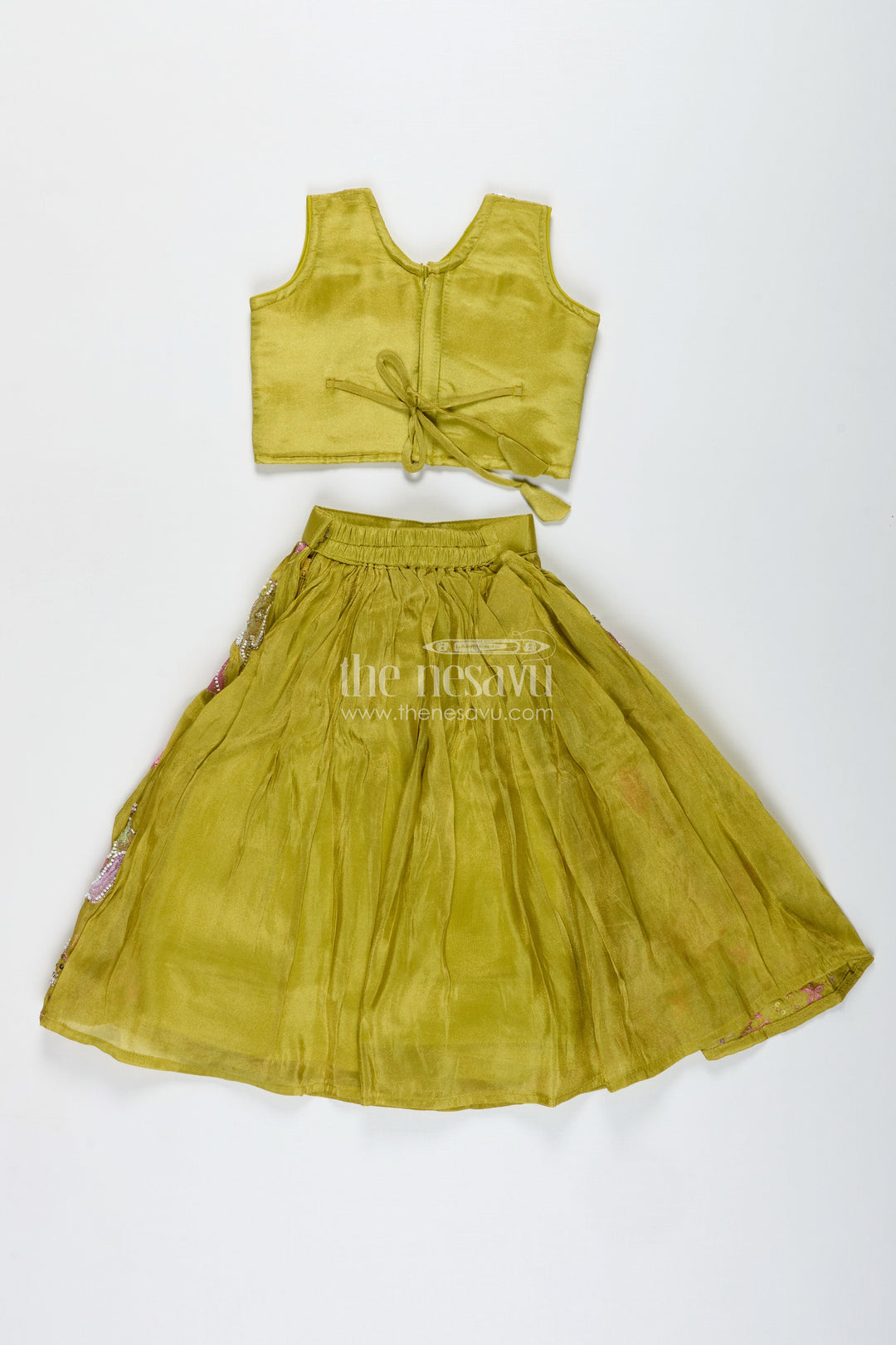 The Nesavu Girls Lehenga Choli Girls Lehenga Choli for Wedding Wear Embroidered Georgette Festive Outfit for Kids Nesavu Nesavu Girls Green Embroidered Lehenga Choli Festive Outfit Temple Visits Weddings