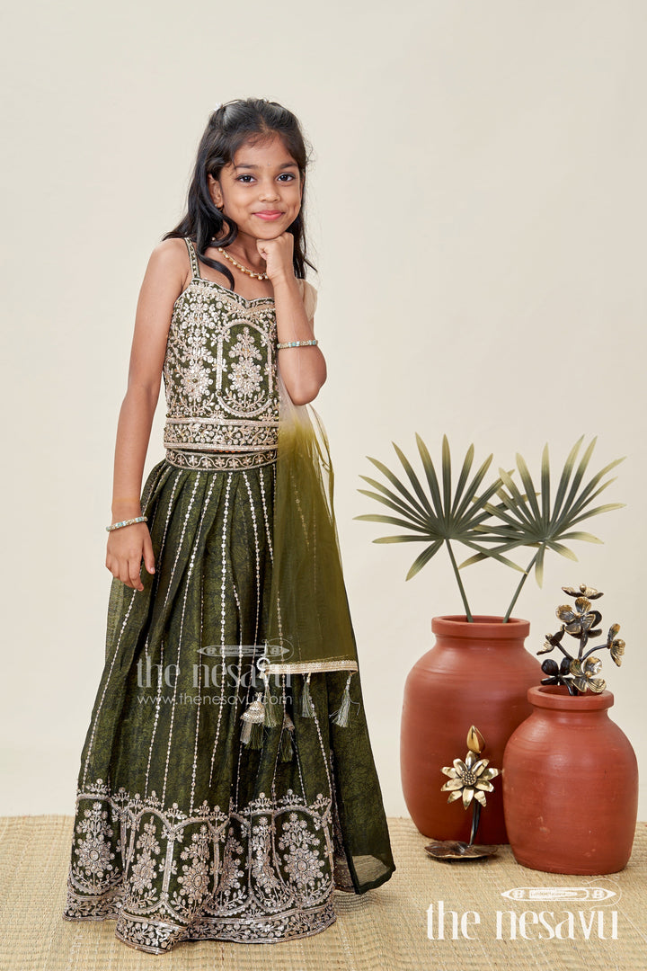 The Nesavu Girls Lehenga Choli Girls Lehenga Choli for Weddings Organza Embroidered Set Nesavu 18 (2Y) / Green GL702A-18 Nesavu Girls Bottle Green Organza Lehenga Dupatta Choli Wedding Functions