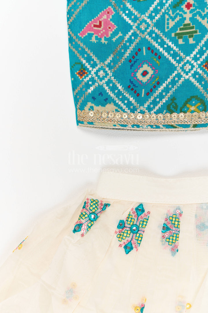 The Nesavu Girls Lehenga Choli Girls Lehenga Choli in Turquoise with Thread Embroidery Nesavu Nesavu Girls Lehenga Choli In Turquoise For Family Functions