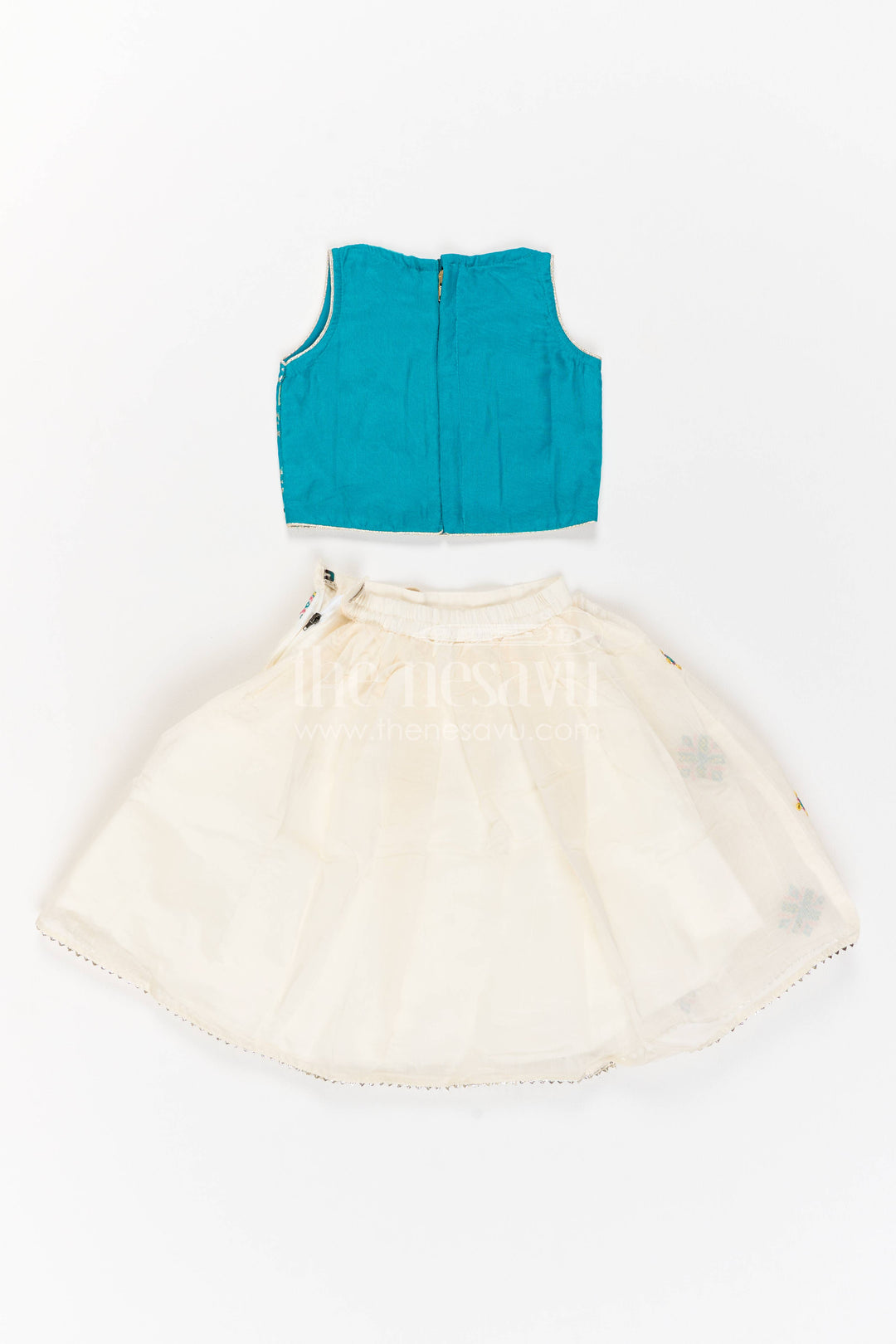 The Nesavu Girls Lehenga Choli Girls Lehenga Choli in Turquoise with Thread Embroidery Nesavu Nesavu Girls Lehenga Choli In Turquoise For Family Functions