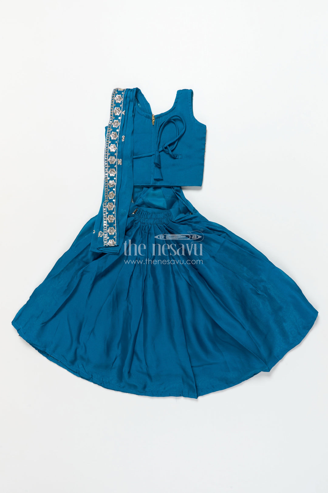 The Nesavu Girls Lehenga Choli Girls Lehenga Choli Set with Flared Skirt and Matching Dupatta Nesavu Nesavu georgette lehenga choli girls dupatta