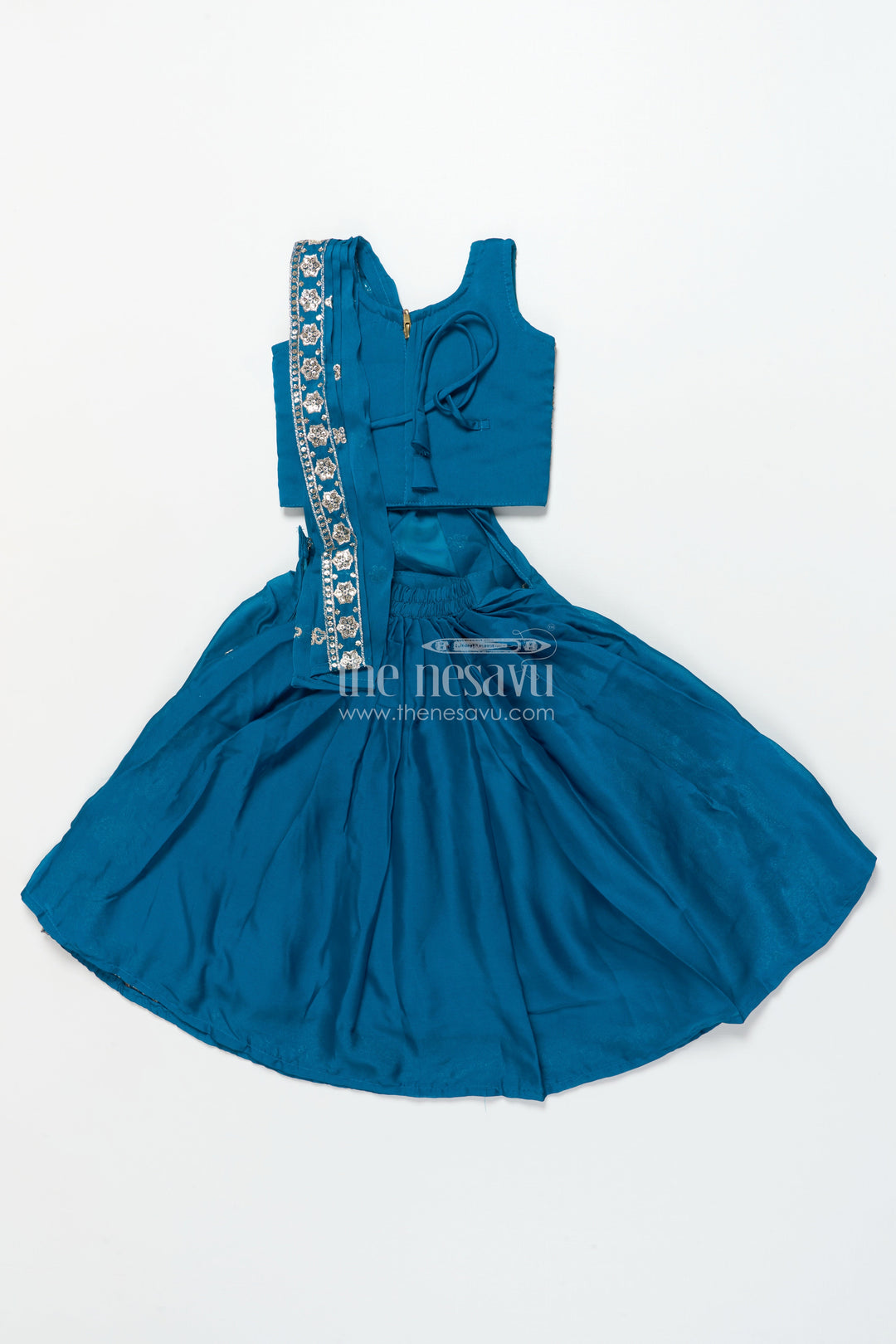 The Nesavu Girls Lehenga Choli Girls Lehenga Choli Set with Flared Skirt and Matching Dupatta Nesavu Nesavu georgette lehenga choli girls dupatta