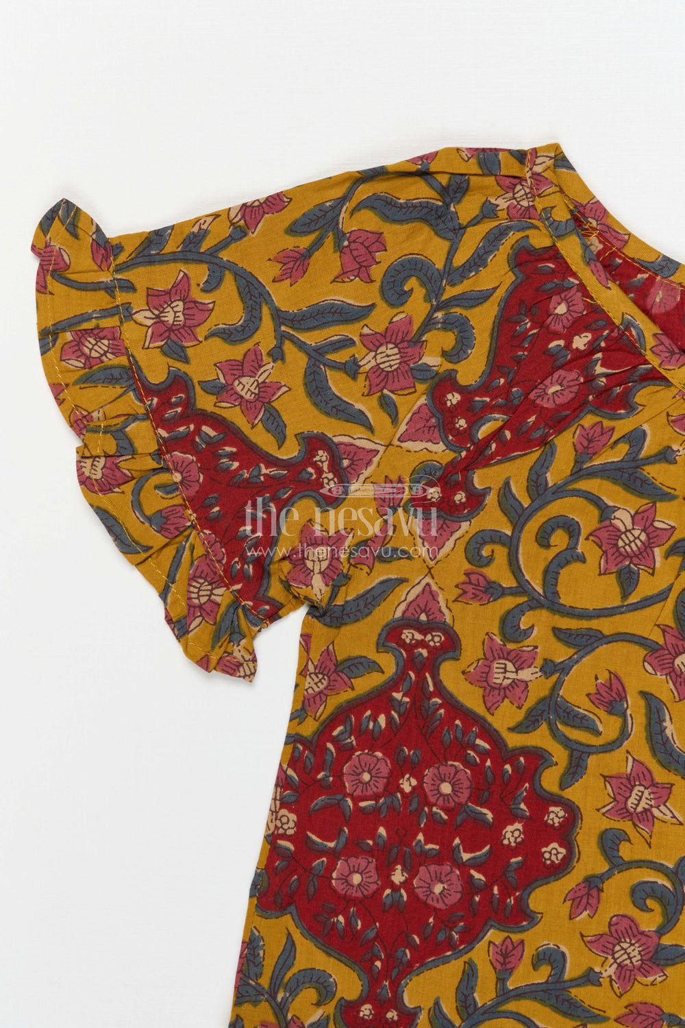 The Nesavu Girls Co-Ord Sets Girls Lightweight Cotton Set for Park Days and Playtime Nesavu Nesavu Girls Lightweight Cotton Co Ord Set For Park Days And Active Play