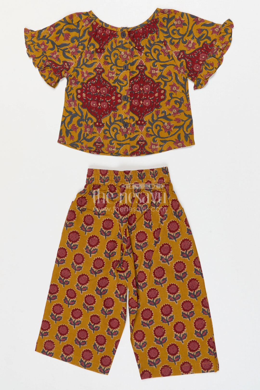 The Nesavu Girls Co-Ord Sets Girls Lightweight Cotton Set for Park Days and Playtime Nesavu Nesavu Girls Lightweight Cotton Co Ord Set For Park Days And Active Play