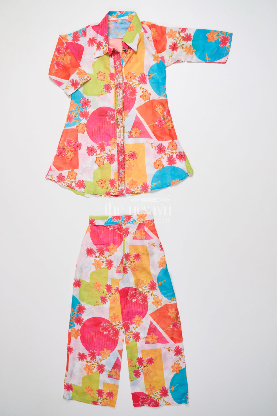 The Nesavu Girls Co-Ord Sets Girls Multicolor Co-Ord Set with Floral Print Perfect for Birthdays and Casual Celebrations Nesavu 24 (5Y) / Multicolor GPS663A-24 Nesavu multicolor girls co-ord set floral digital print fun ethnic outfit birthdays summer events