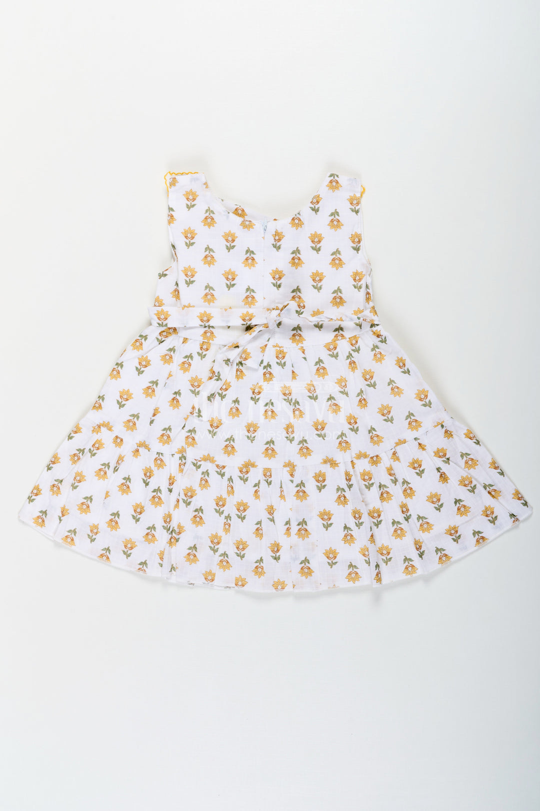 The Nesavu Baby Cotton Frocks Girls New Modern Frock in Pure Cotton with Floral Prints and Peter Pan Collar Nesavu Girls New Modern Frock Pure Cotton Floral Prints Peter Pan Collar | The Nesavu