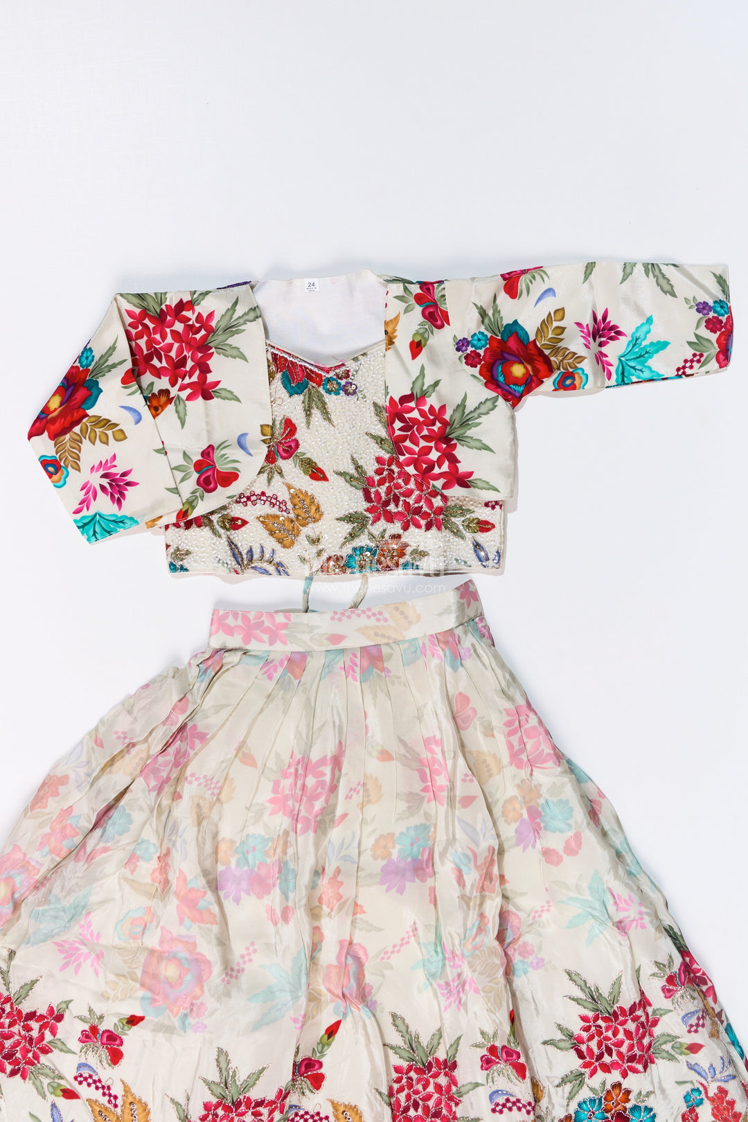 The Nesavu Girls Lehenga Choli Girls Off White Lehenga for Wedding with Floral Embroidery and Beaded Choli Nesavu Girls Off White Lehenga Wedding Floral Embroidery Beaded Choli | The Nesavu