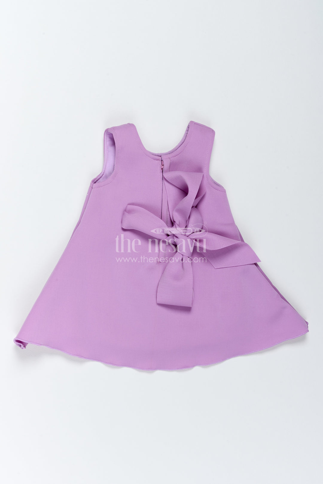 The Nesavu Girls Fancy Party Frock Girls Party Frock with Digital Print for Family Functions Nesavu Nesavu Girls Party Frock With Digital Print For Weddings And Family