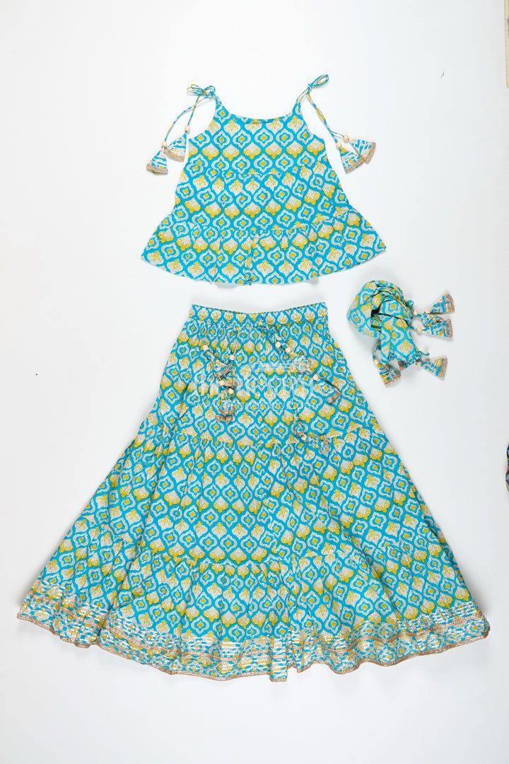 The Nesavu Girls Lehenga Choli Girls Printed Cotton Lehenga Choli with Ruffle Hem and Tassel Belt Nesavu Nesavu Girls Cotton Lehenga Choli Printed Ruffle Skirt Tassel Belt