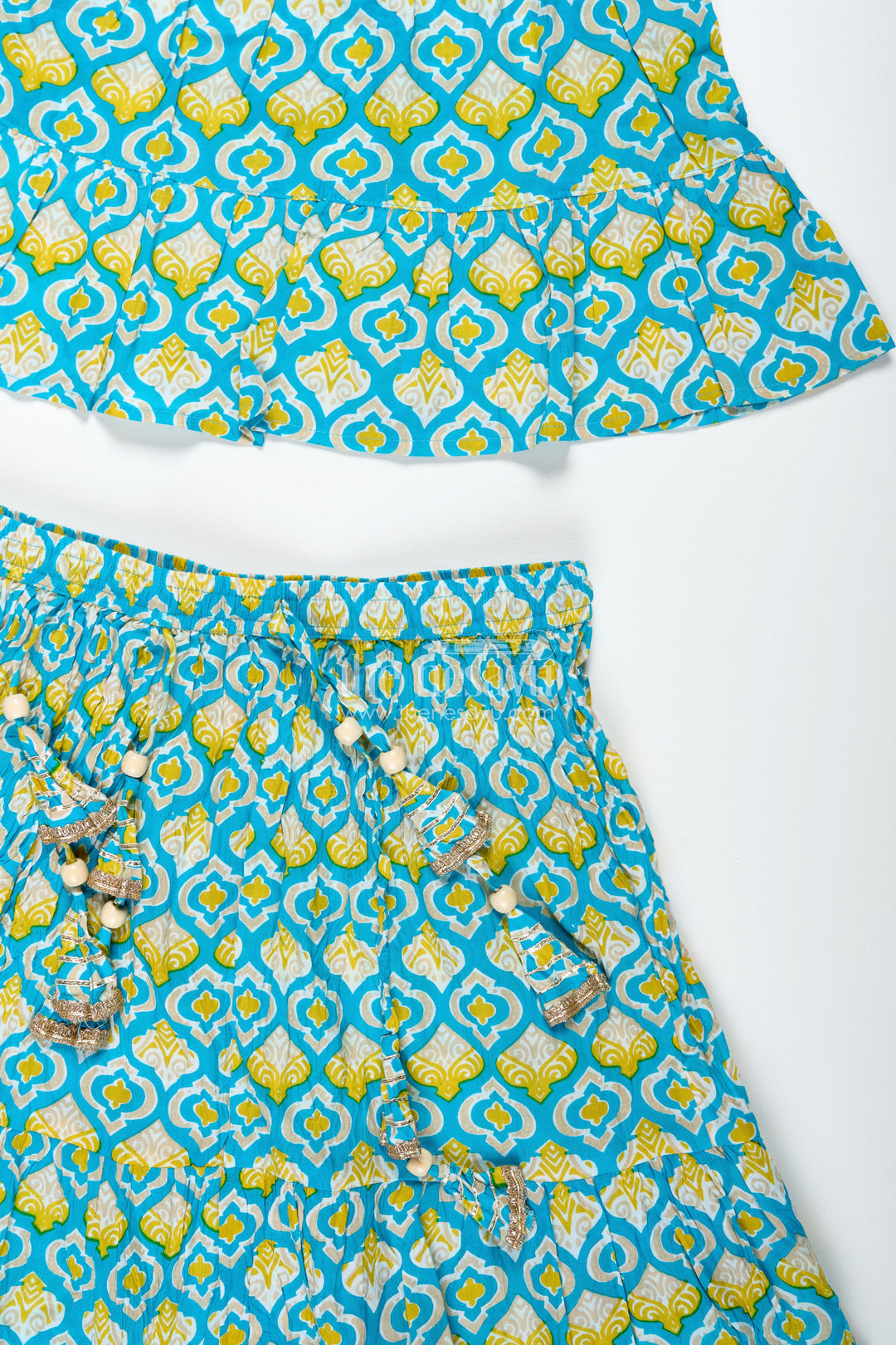 The Nesavu Girls Lehenga Choli Girls Printed Cotton Lehenga Choli with Ruffle Hem and Tassel Belt Nesavu Nesavu Girls Cotton Lehenga Choli Printed Ruffle Skirt Tassel Belt