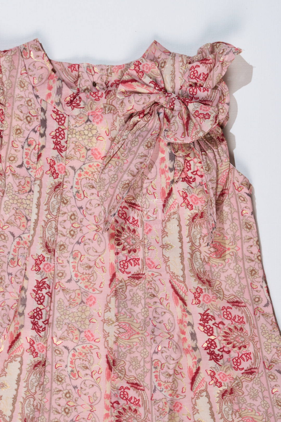 The Nesavu Girls Cotton Frock Girls Readymade Frock in Muslin Silk with Elegant Floral Design and Shoulder Bow Nesavu Nesavu Girls Readymade Frock Muslin Silk Elegant Floral Design Shoulder Bow