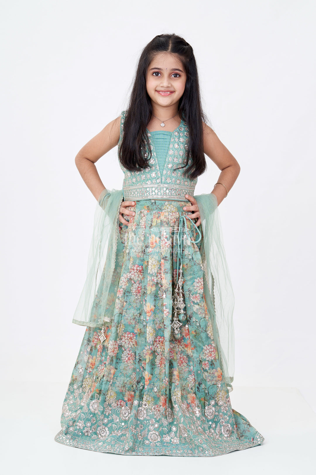The Nesavu Girls Lehenga Choli Girls Reception Look with Lehenga in Green with Digital Floral Prints and Embroidered Blouse Nesavu 24 (5Y) / Green GL578B-24 Girls Reception Lehenga Green Digital Floral Print Mirror Work Choli | The Nesavu