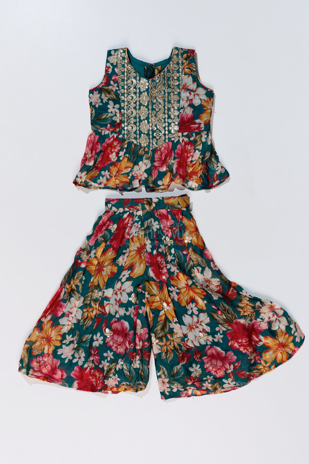 The Nesavu Girls Sharara / Plazo Set Girls Sharara Plazo Set in Floral Georgette with Foil Embroidery and Dupatta Nesavu Girls Sharara Plazo Set Floral Georgette Print Foil Embroidery | The Nesavu