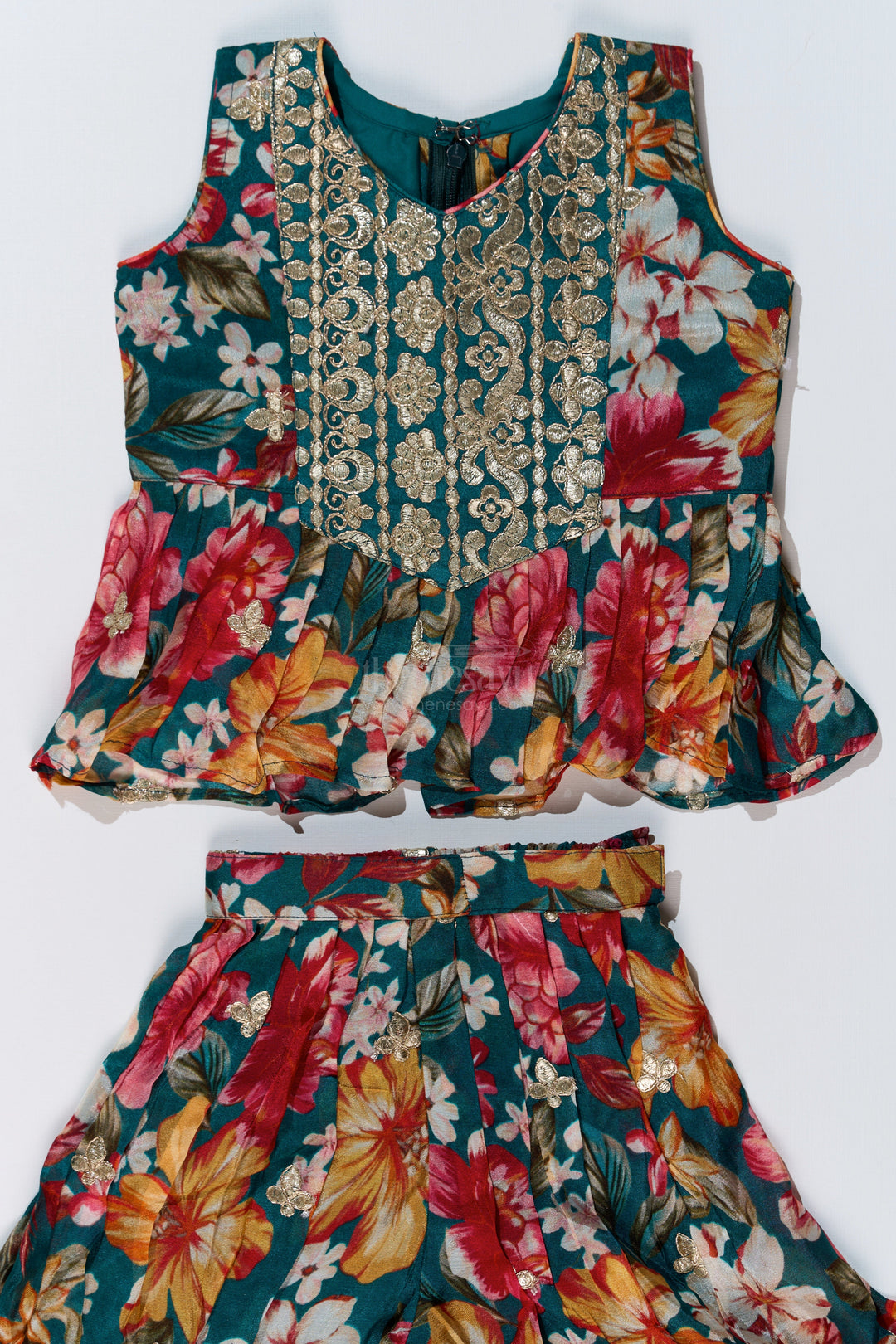 The Nesavu Girls Sharara / Plazo Set Girls Sharara Plazo Set in Floral Georgette with Foil Embroidery and Dupatta Nesavu Girls Sharara Plazo Set Floral Georgette Print Foil Embroidery | The Nesavu